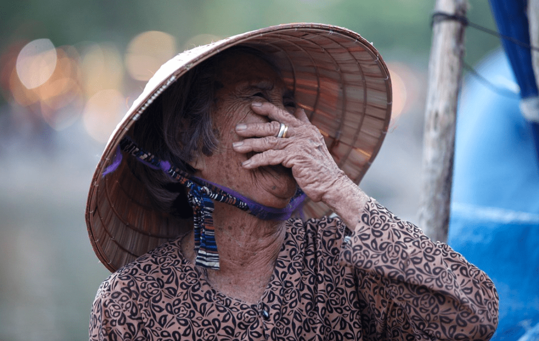 Arti Sebenarnya Mimpi Melihat Orang Tertawa Menurut Primbon Jawa